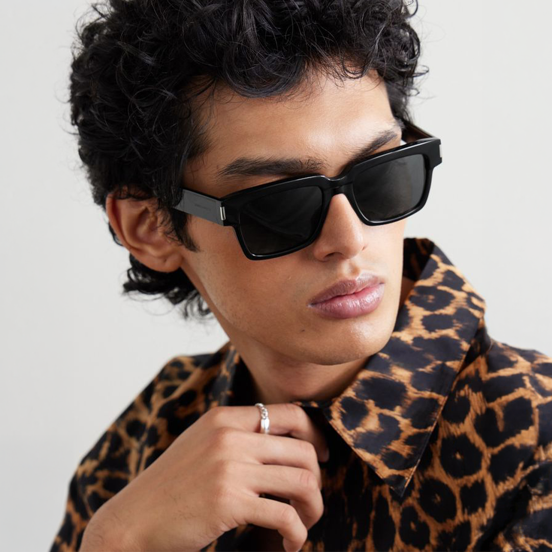 LE22LUNETIER-SAINTLAURENT.png
